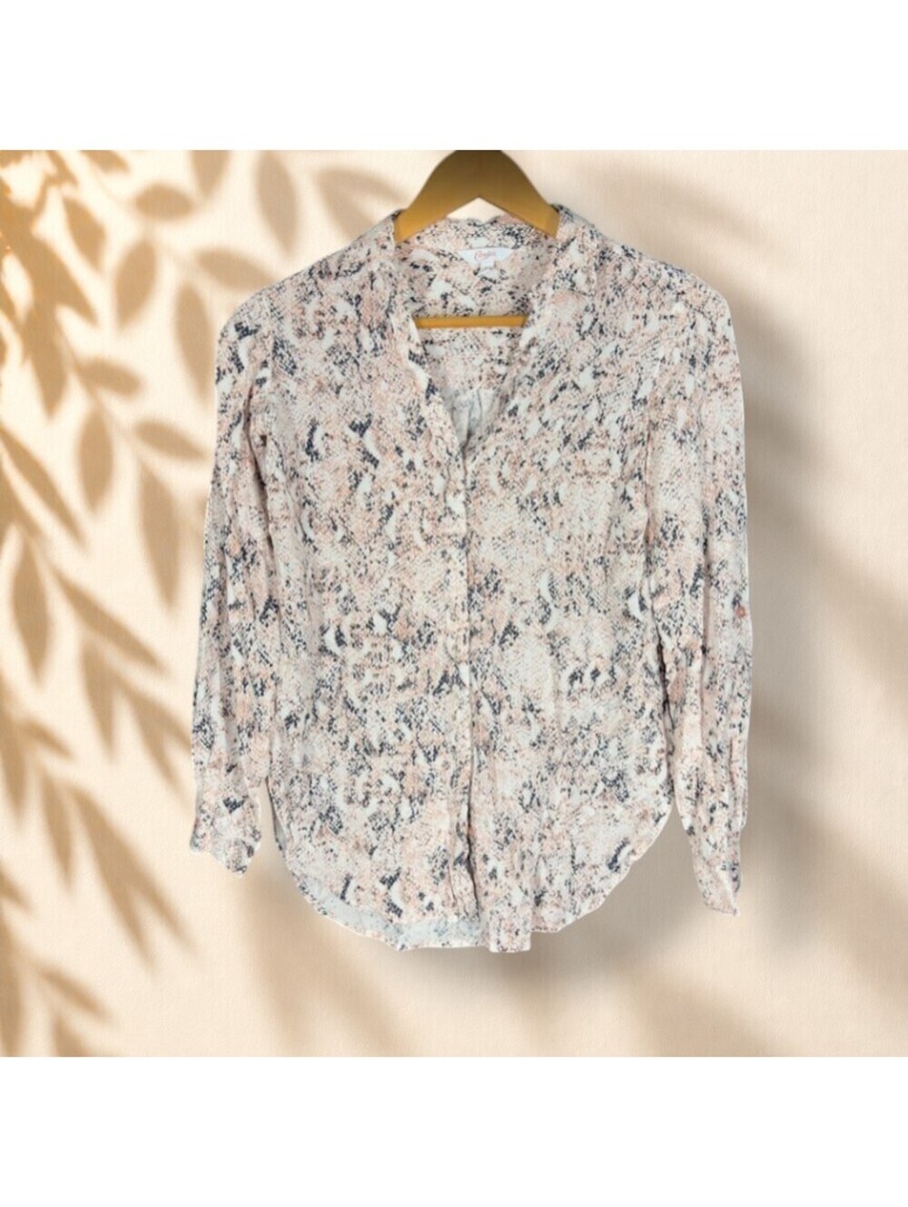 Candie's Shirt Women XS Gray Animal Print Button Up Collared Long Sleeve Rayon